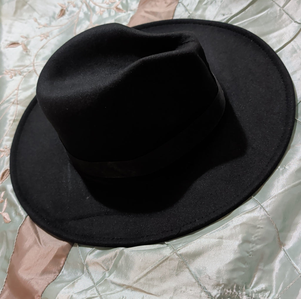 Cutely Covered Pink Bottom Black Cowboy Hat Felt Wide Brim Fedora Medium Used
