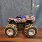 Hot Wheels Monster Jam Bounty Hunter Mud Treads Diecast 2012