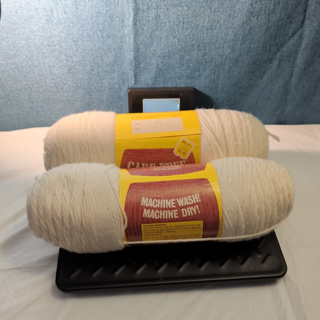 Vintage Care-Free Yarn 4-Ply Worsted Off White Lot 2 Skeins 18oz Total NOS Orlon