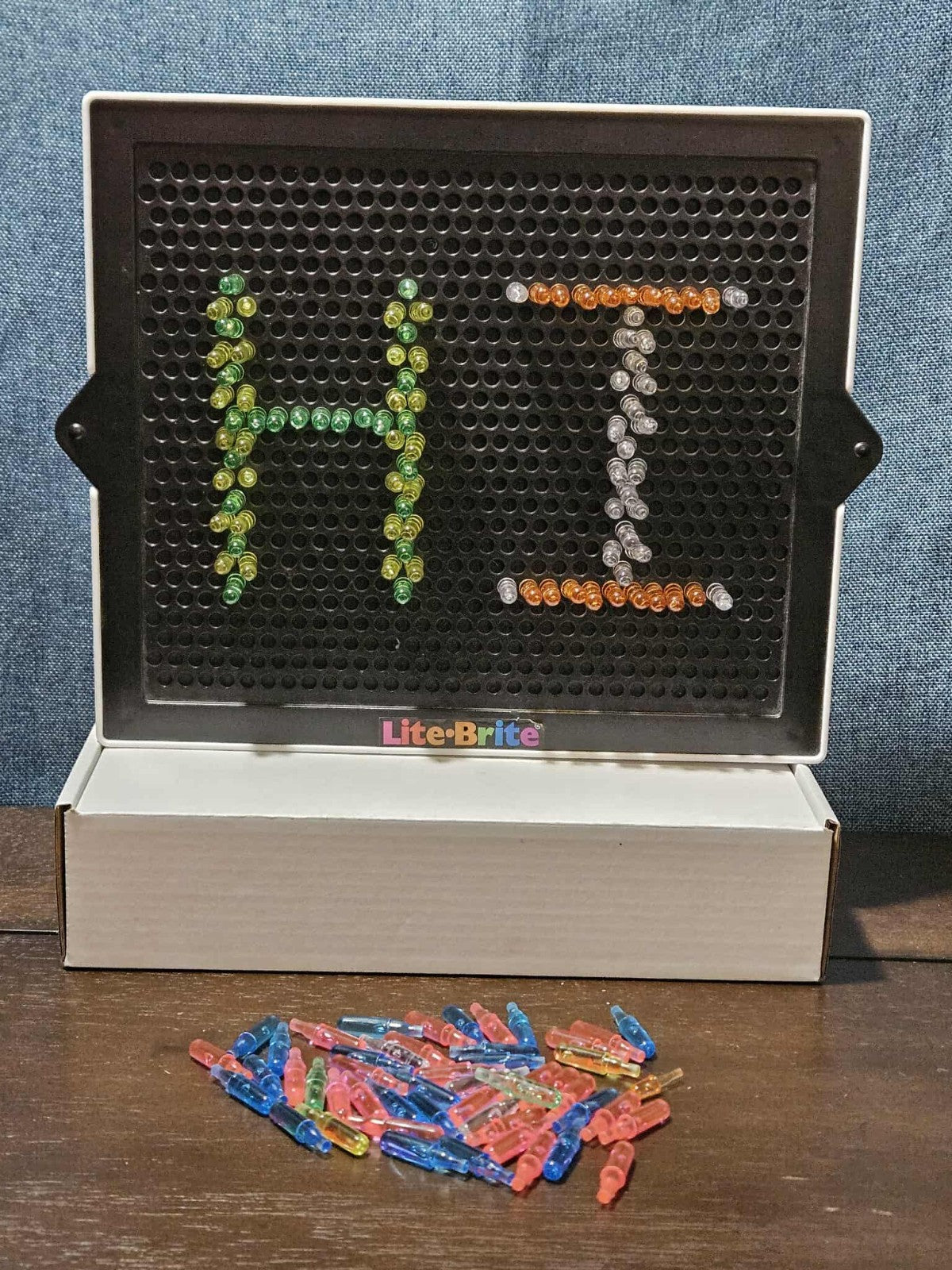Lite Brite Ultimate Classic Basic Fun | LED Light Up Toy | Retro Style Peg Art