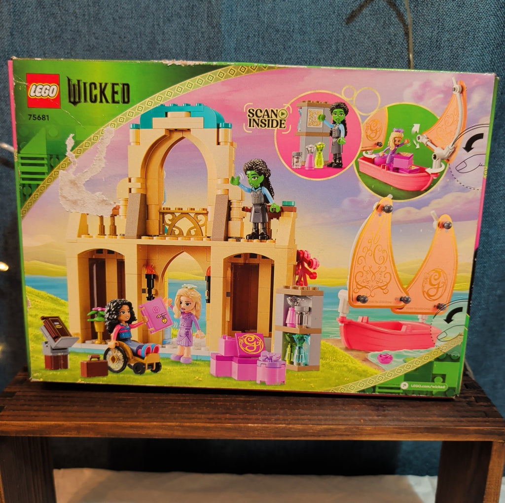 LEGO Wicked 75681 Shiz University Mini-Dolls 2024 NIB Sealed