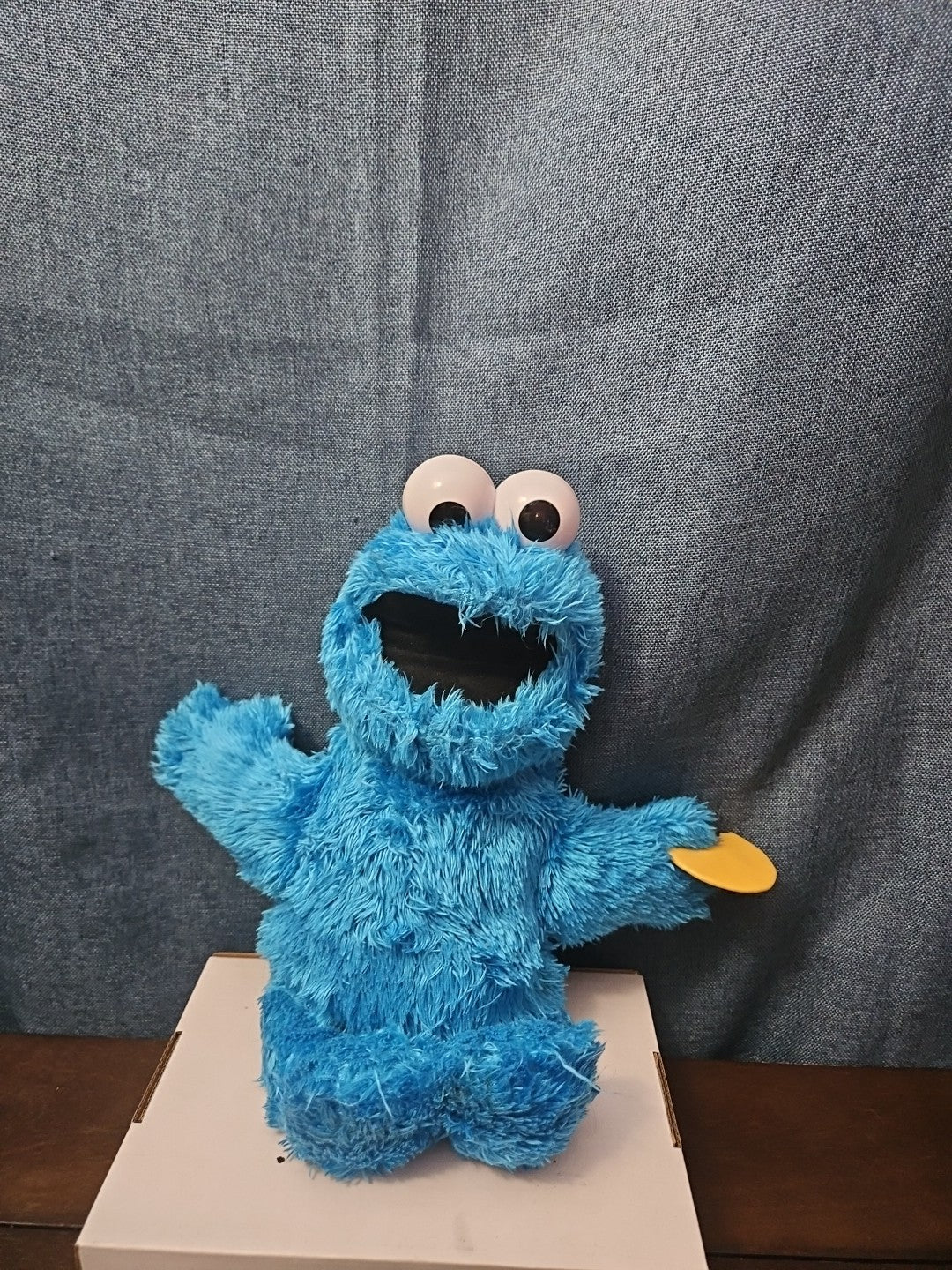 Sesame Street Cookie Monster Plush | 10” Hasbro Talking Figure with Cookie