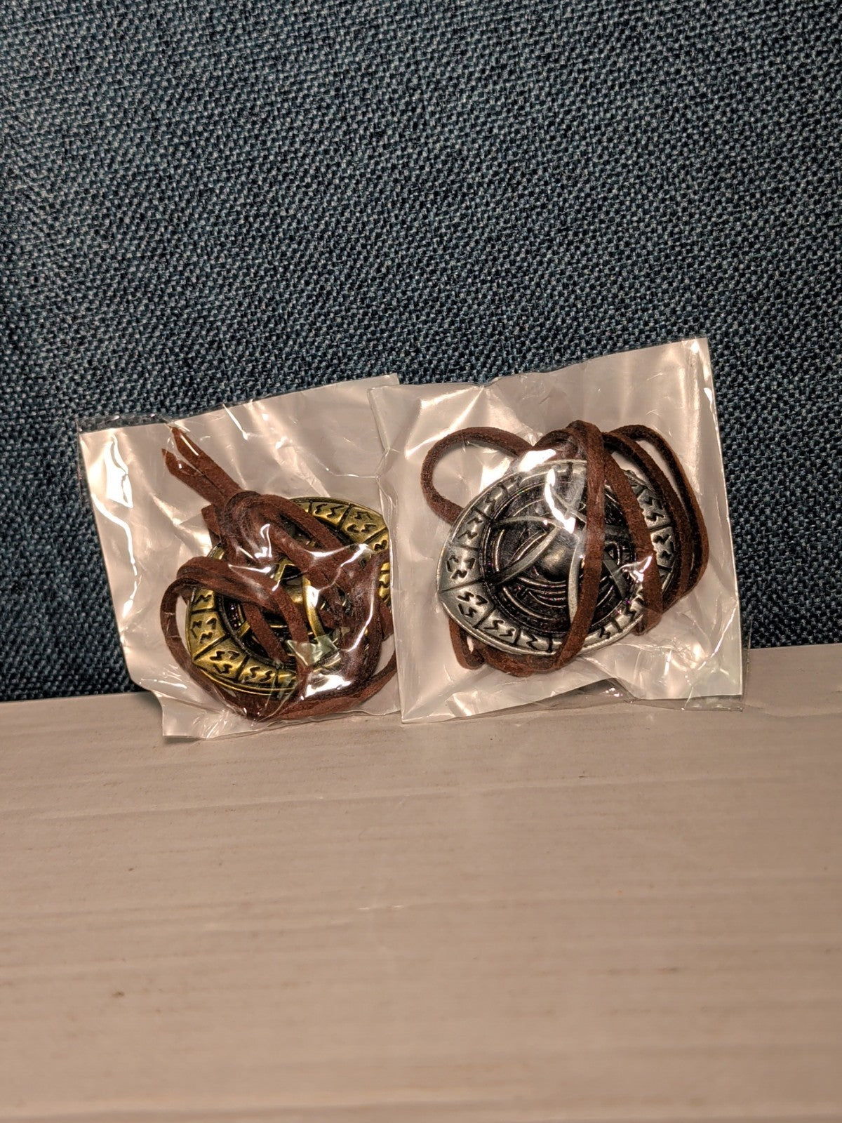 NEW Doctor Strange Eye of Agamotto Necklace 2PC Set | Gold & Silver Cosplay