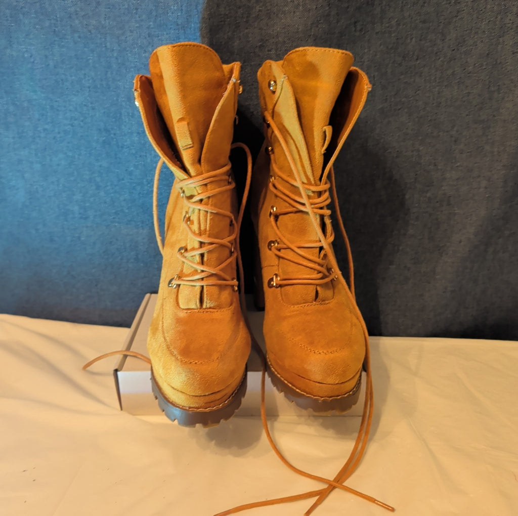 Chunky Platform Heel Combat Boot Faux Suede Mustard Y2K  Size 10