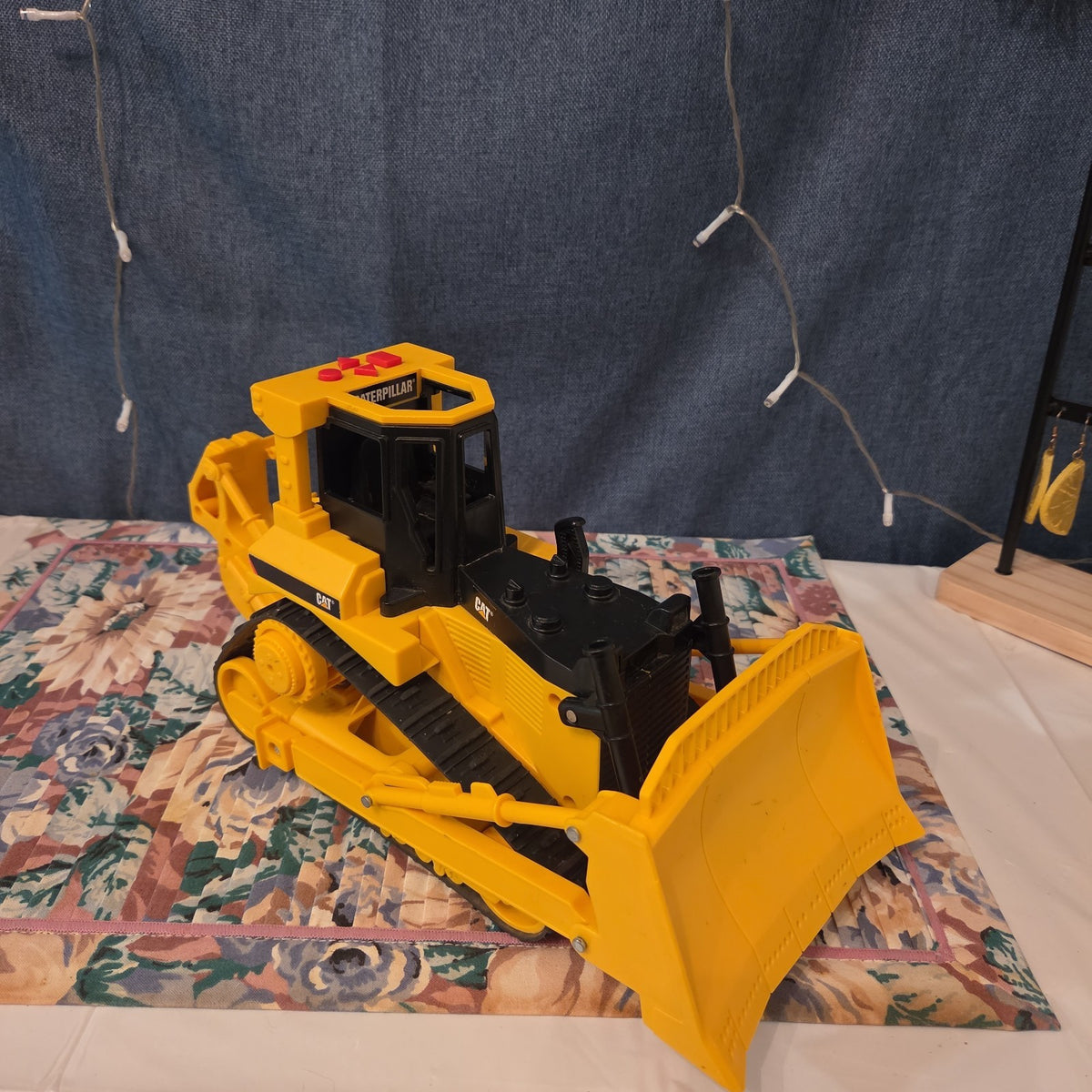 Caterpillar CAT Bulldozer Toy Plastic Construction Vehicle Y2K