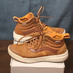 VANS UltraRange Hi DL MTE (Women’s 9.0) (Men's 7.5)