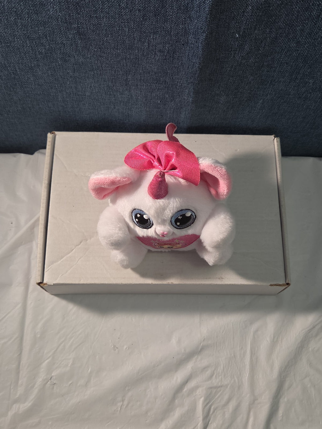 ZURU Rainbocorn Puppycorn Penny the Pug 5" Plush White Pink Bow Glitter Horn