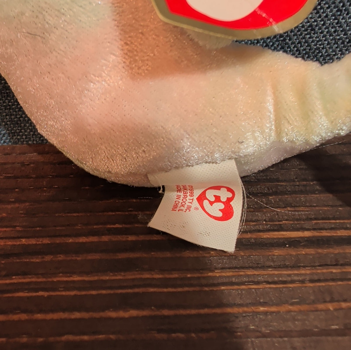 Vintage TY Teenie Beanie Baby, "Neon The Seahorse" With Original Tag EUC 