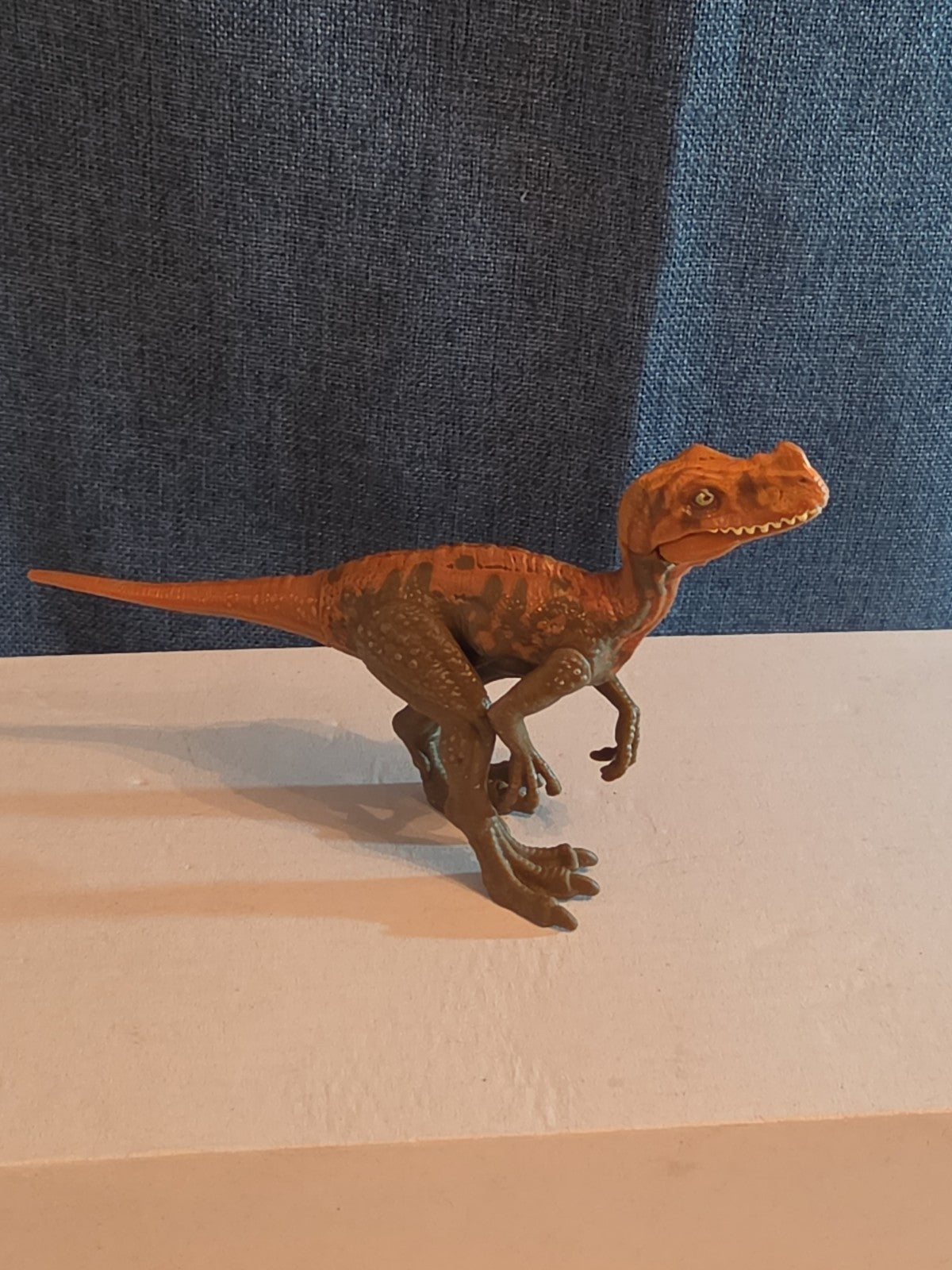 Mattel Jurassic World Attack Pack Proceratosaurus Dinosaur Action Figure