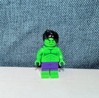 LEGO Hulk Minifigure sh711 Spidey Amazing Friends Marvel Purple Pants Loose