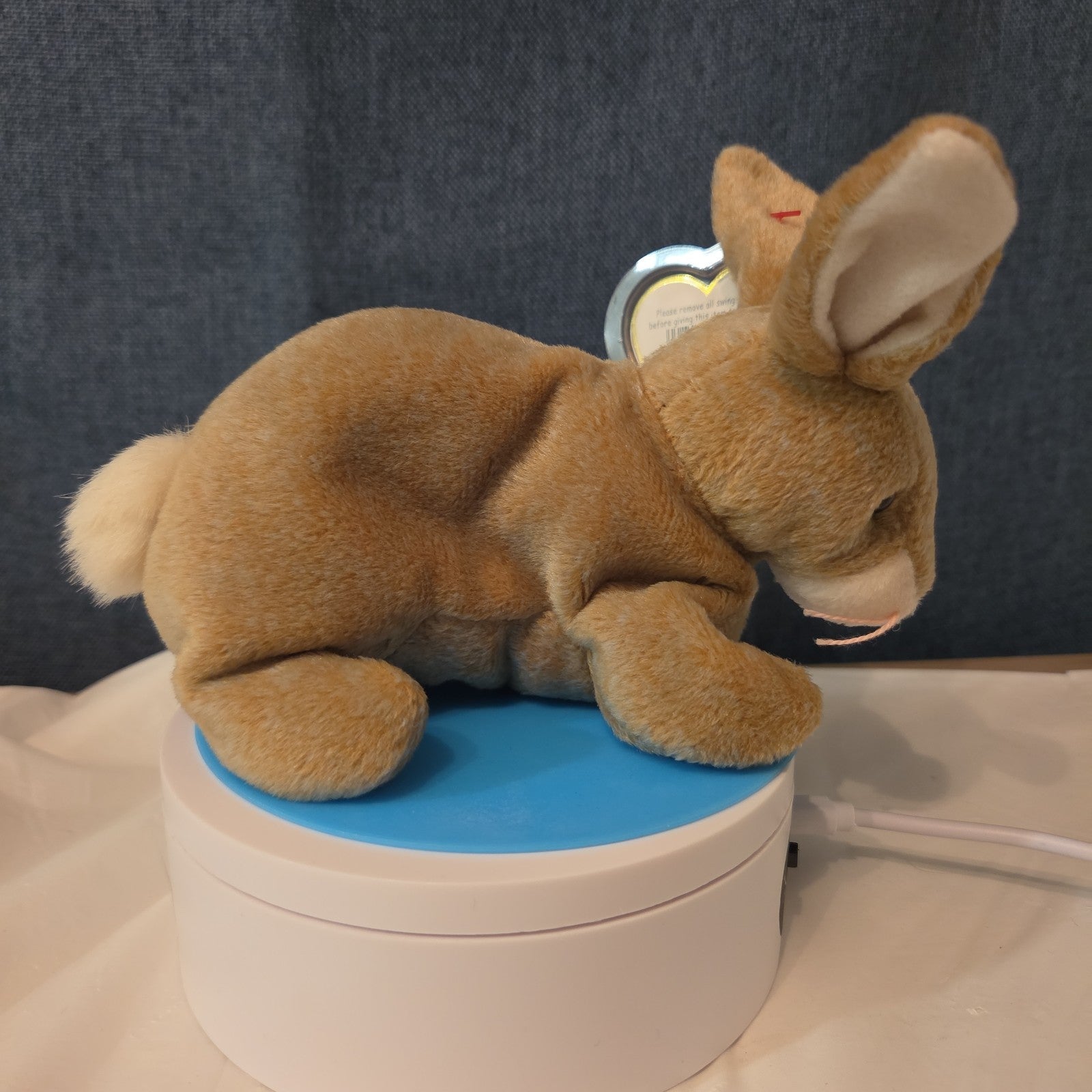 Ty Beanie Baby Nibbly Bunny Rabbit Plush 1999 NWT Hard Tag Protector