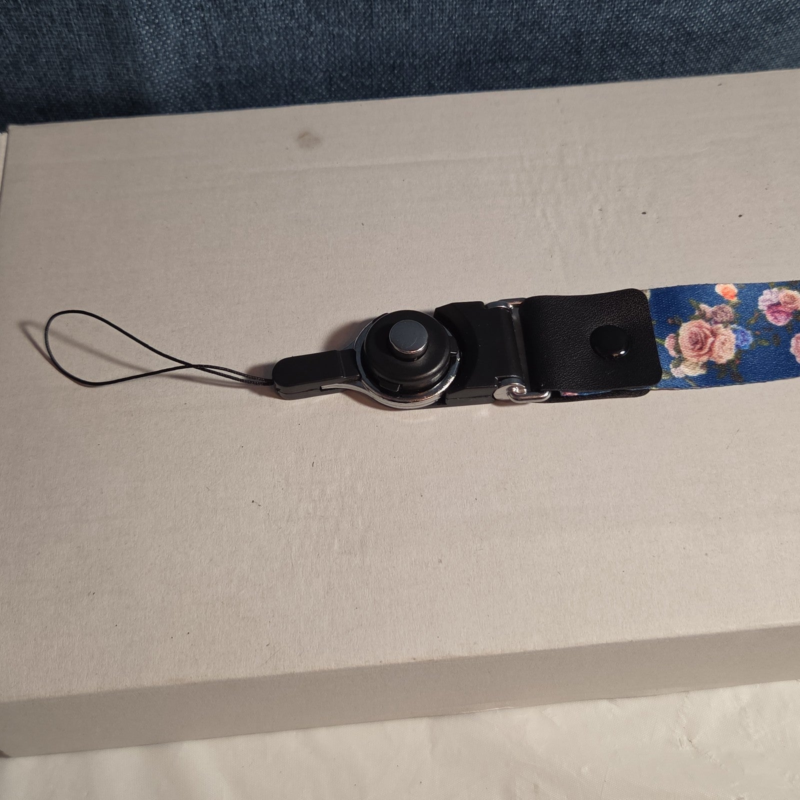 Blue Floral Phone Lanyard Quick Release Detachable Strap Loop