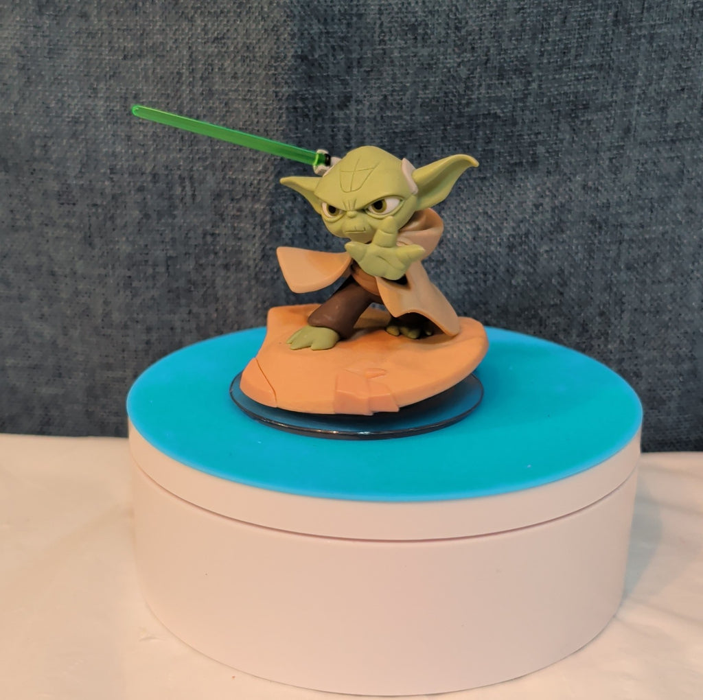 Disney Infinity Yoda Star Wars PVC Figure Loose PreOwned INF-1000202