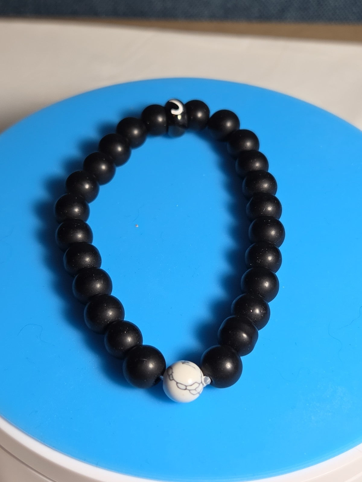 Natural Stone Bead Stretch Bracelet Matte Black White Howlite