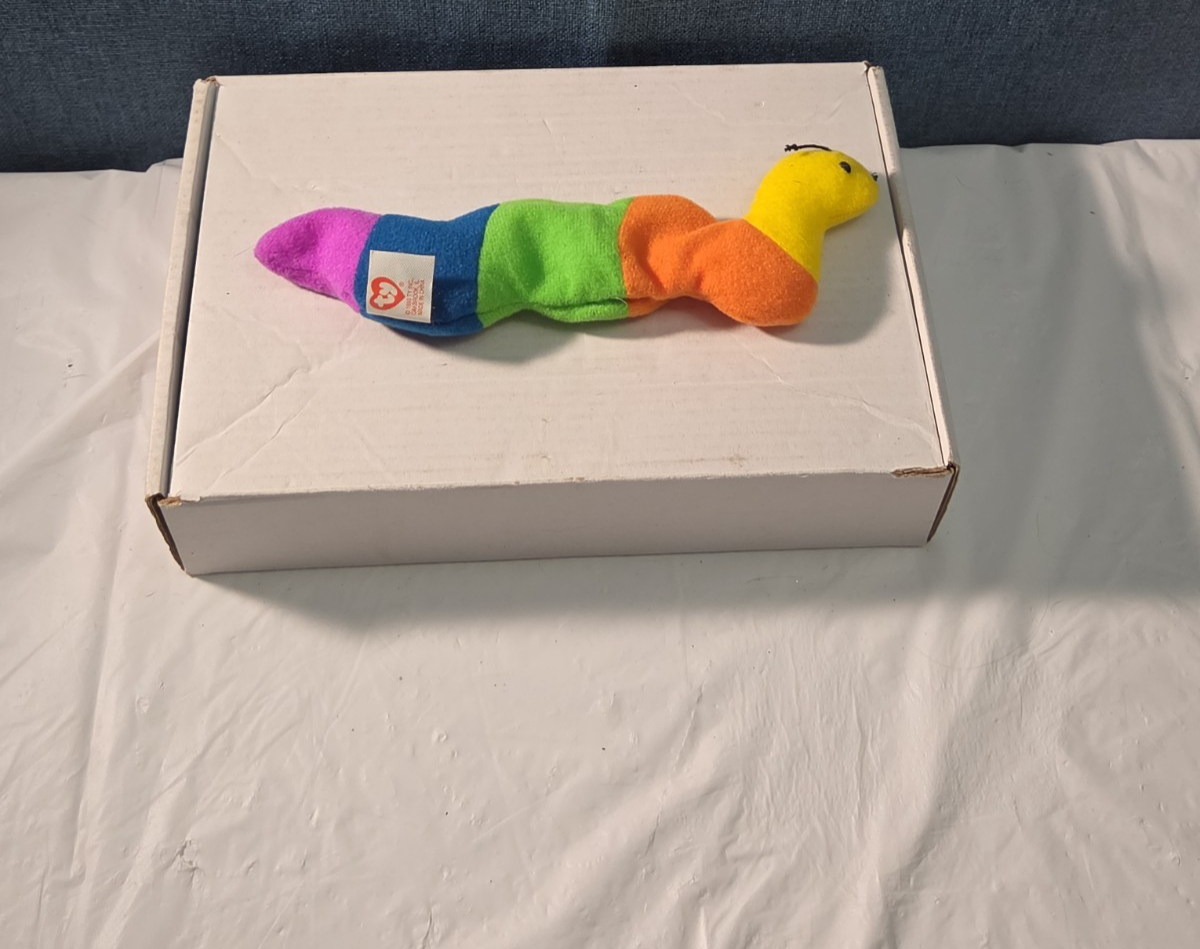 Ty Beanie Baby Inch the Inchworm 1995 Rainbow Plush Yarn Antennae Clean NO TAG