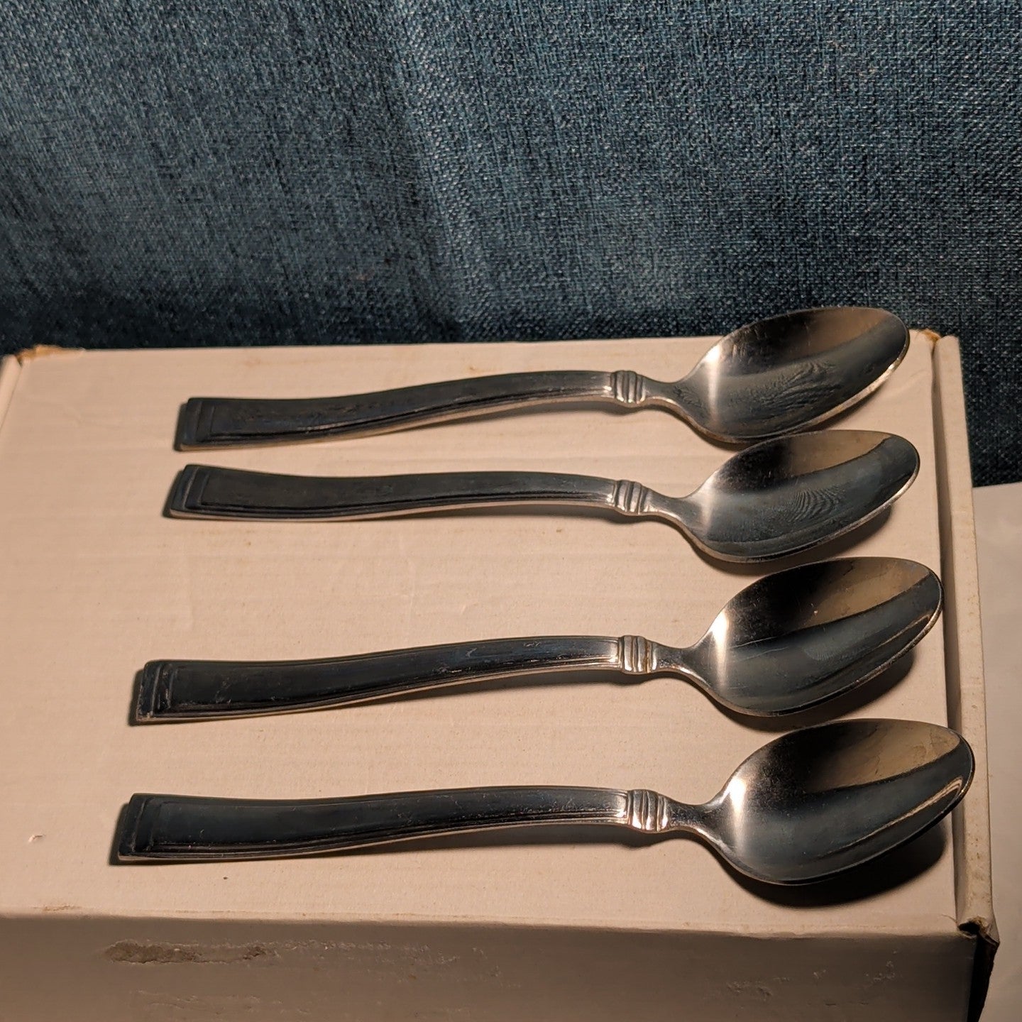 Set of 4 Hampton Silversmiths PORTFOLIO Glossy Spoons | 18/0 Stainless 208