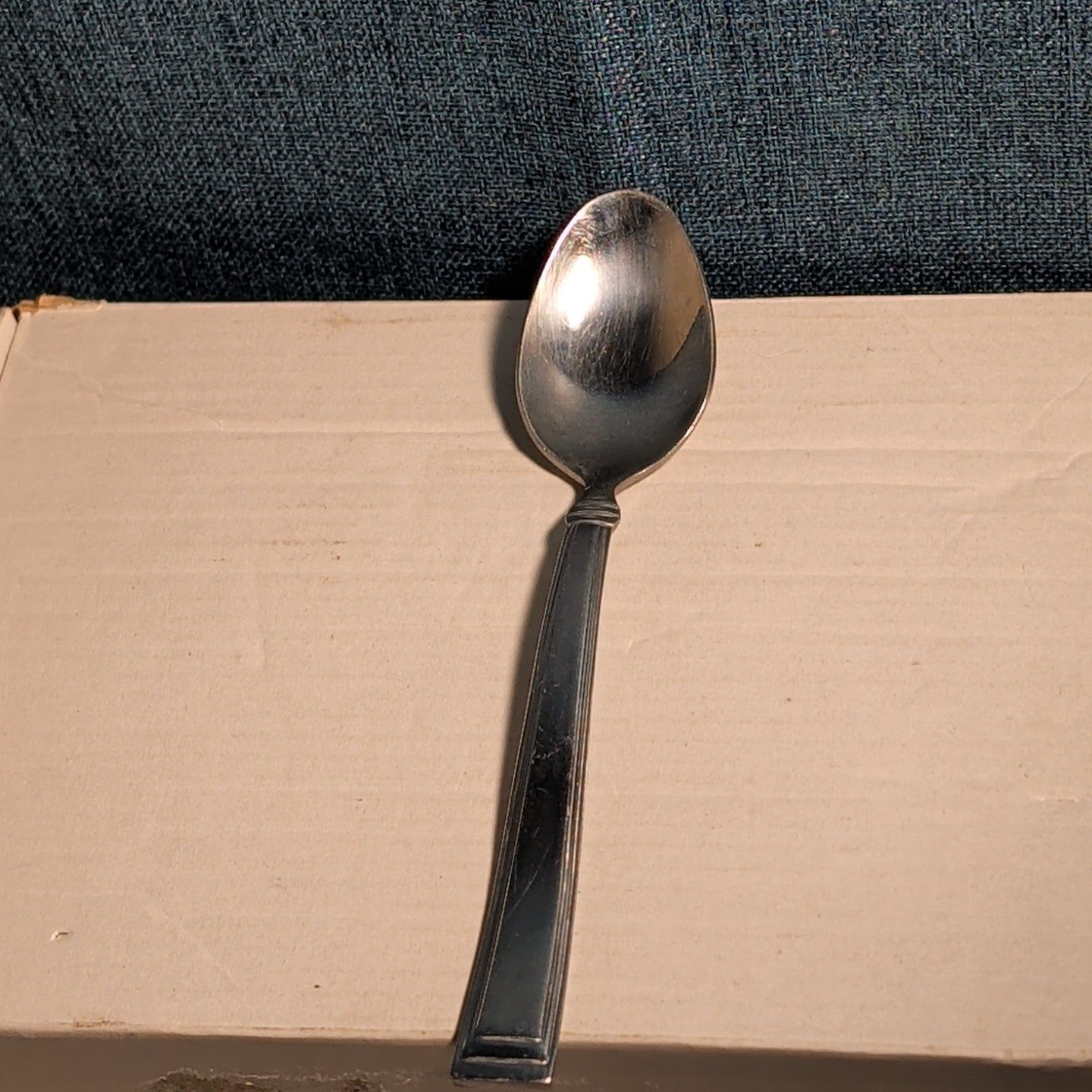 Set of 4 Hampton Silversmiths PORTFOLIO Glossy Spoons | 18/0 Stainless 208