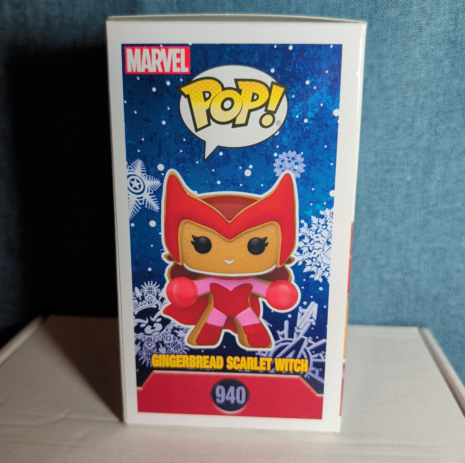 Funko Pop! Marvel Gingerbread Scarlet Witch 940 with Protective Case