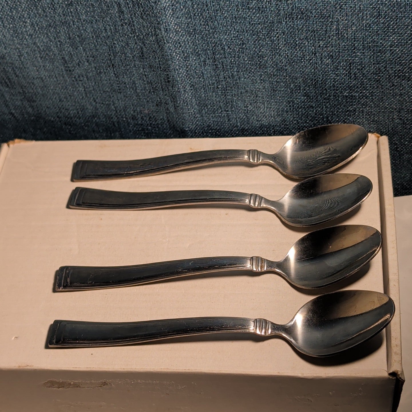Set of 4 Hampton Silversmiths PORTFOLIO Glossy Spoons | 18/0 Stainless 208