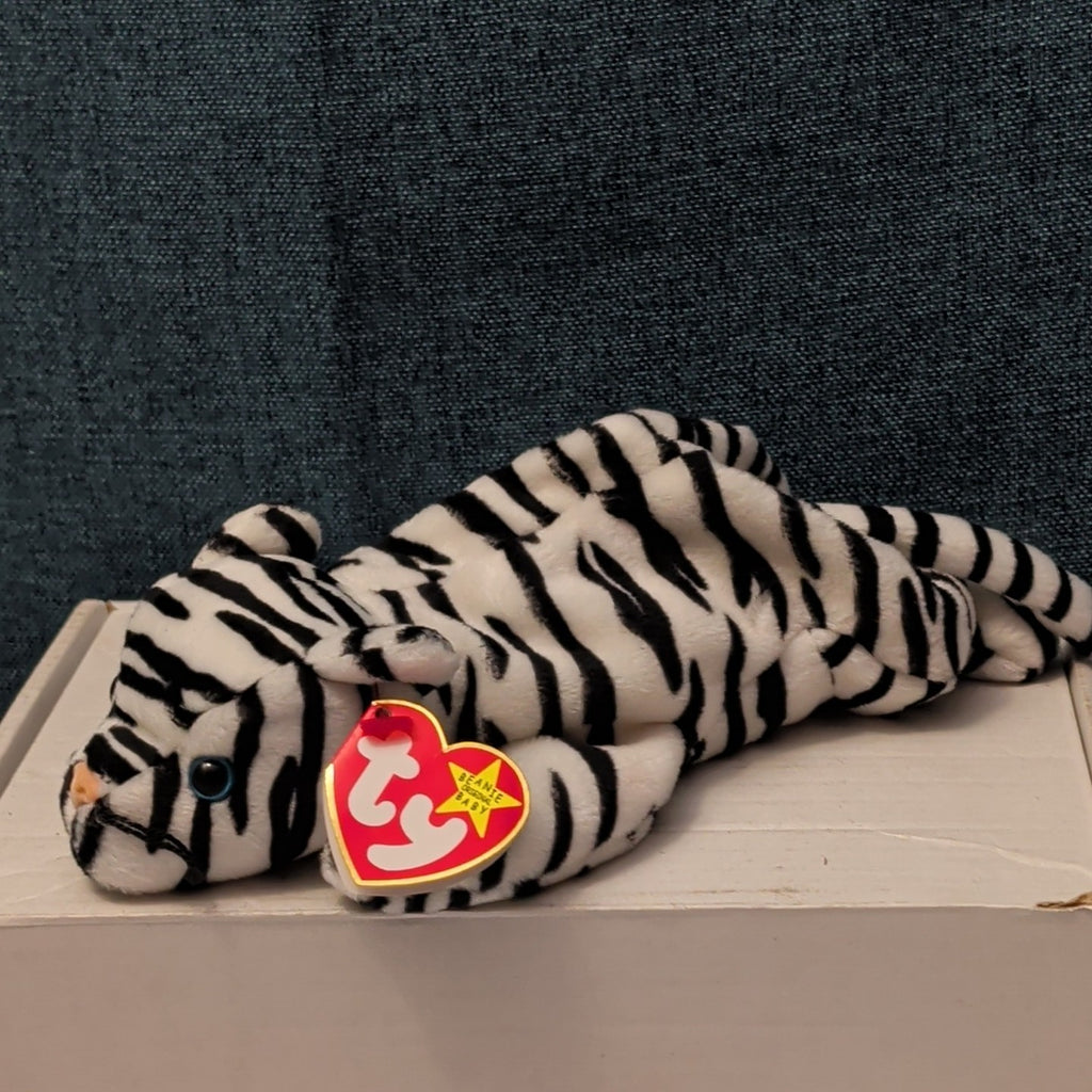 Ty Beanie Baby Blizzard White Tiger 1996 DOB Retired Stuffed Animal MWMT 04163