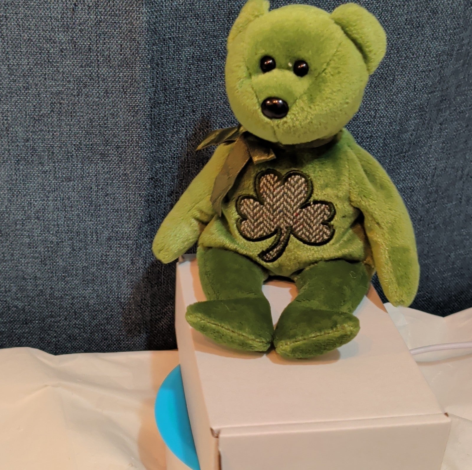 Ty Beanie Baby 2.0 Luckier the Irish Bear Green Shamrock 8" Plush