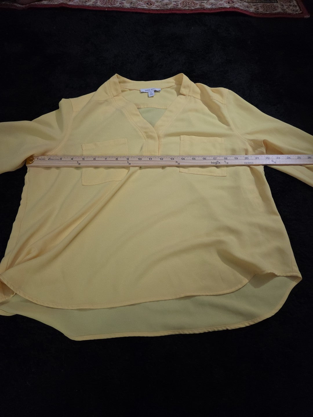 Nine West Petite XL PXL Yellow V-Neck Blouse Career Long Sleeve Pockets Popover