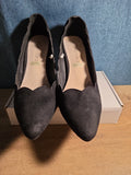 Esmara Black Suede Scalloped Heels Pumps Pointed Toe Size 8