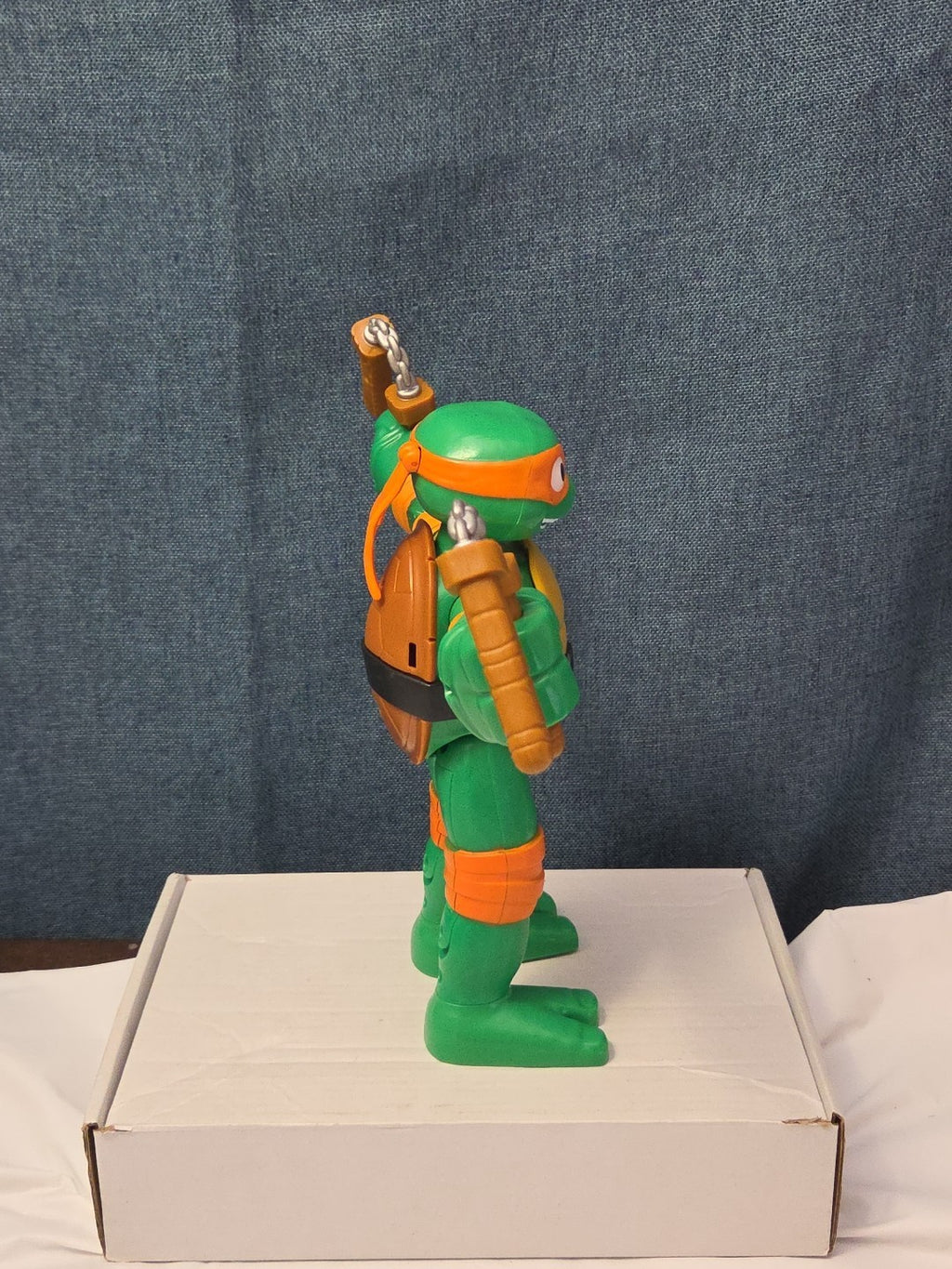 Teenage Mutant Ninja Turtles TMNT Stretch N Shout Michelangelo Talking Figure