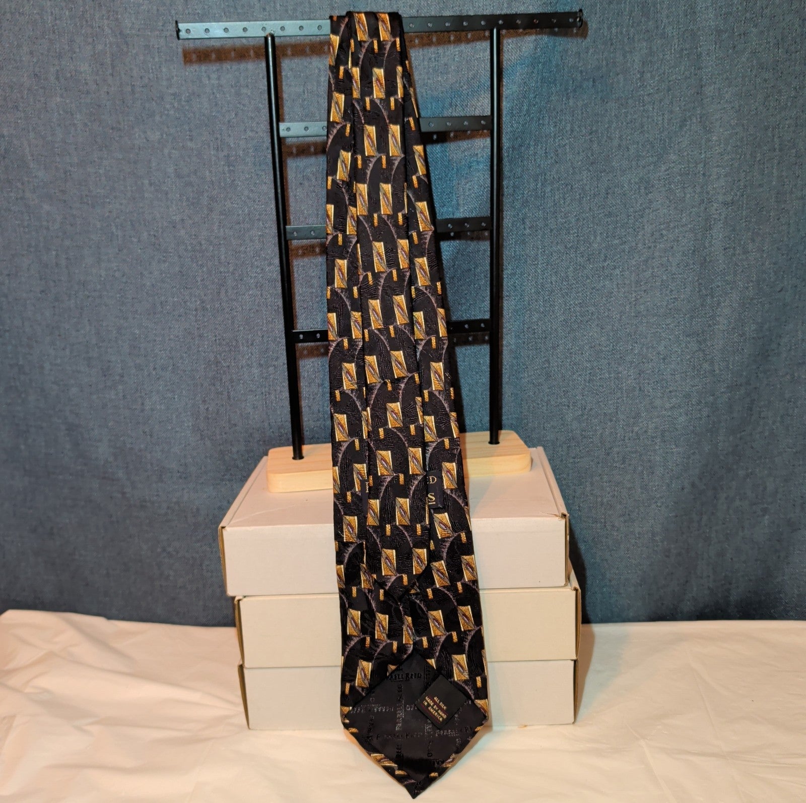 Vtg Ferrell Reed for Edwards Silk Neck Tie Black Gold Geometric Art Deco 59.5