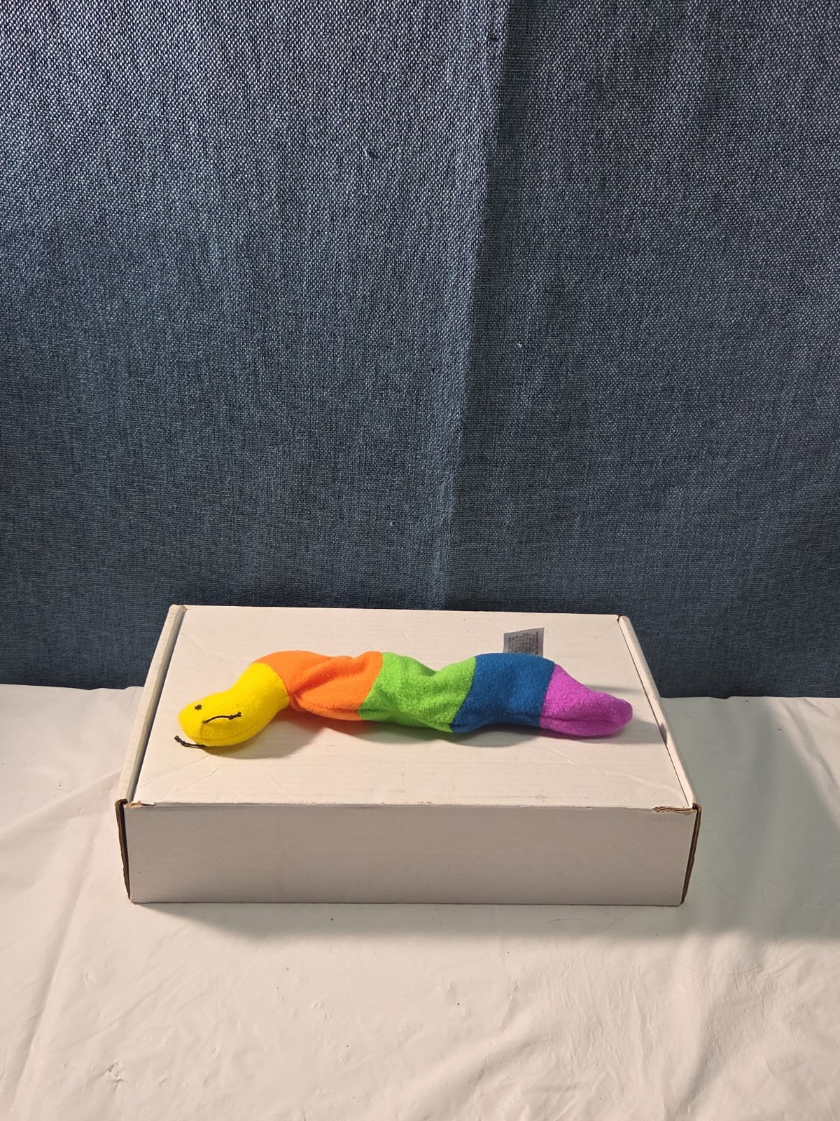 Ty Beanie Baby Inch the Inchworm 1995 Rainbow Plush Yarn Antennae Clean NO TAG