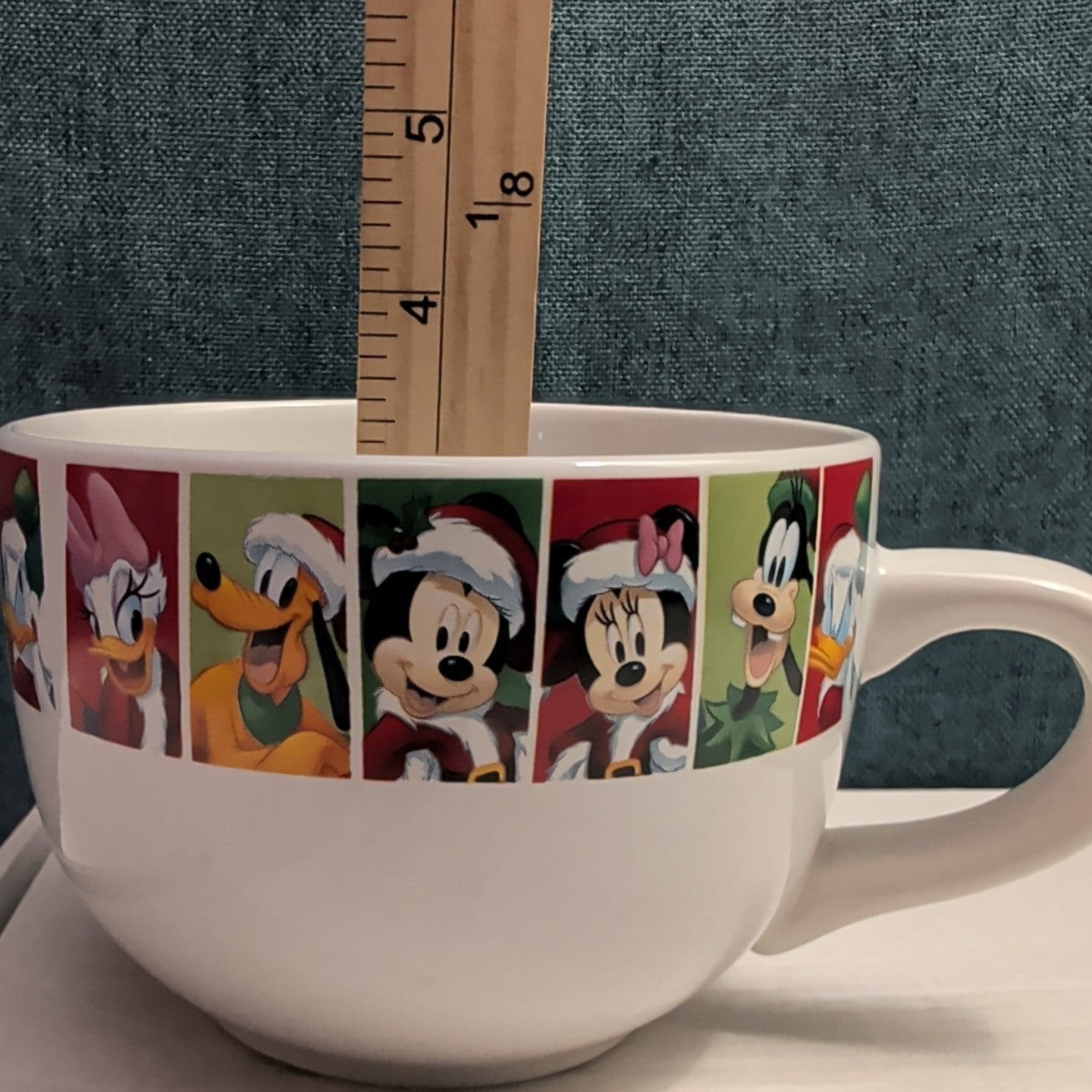 Disney Christmas Jumbo Mug Mickey Minnie Donald Goofy Pluto Galerie Oversized