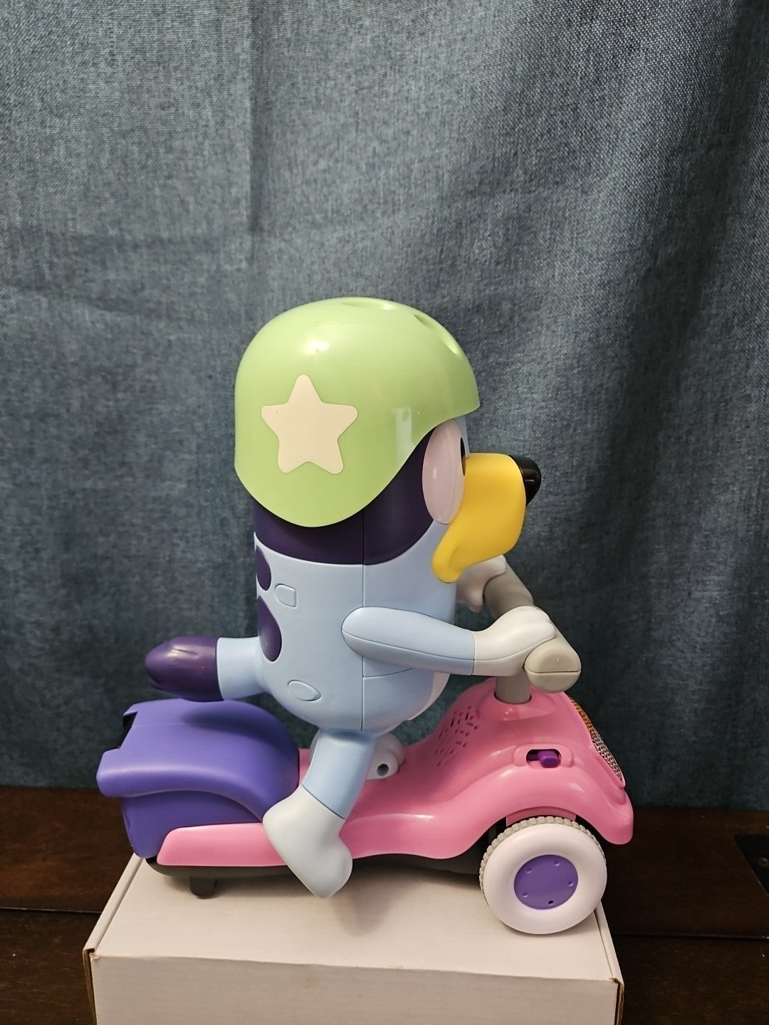 VTech Bluey Scooter Toy | Sings & Talks | Follow Me Game | Interactive Dancing