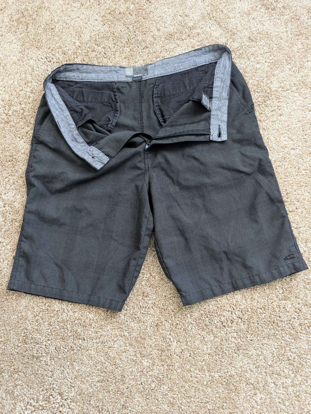 O'Neill Men's Hybrid Flat Front Shorts Size 34 Black Micro Plaid Stretch Chino