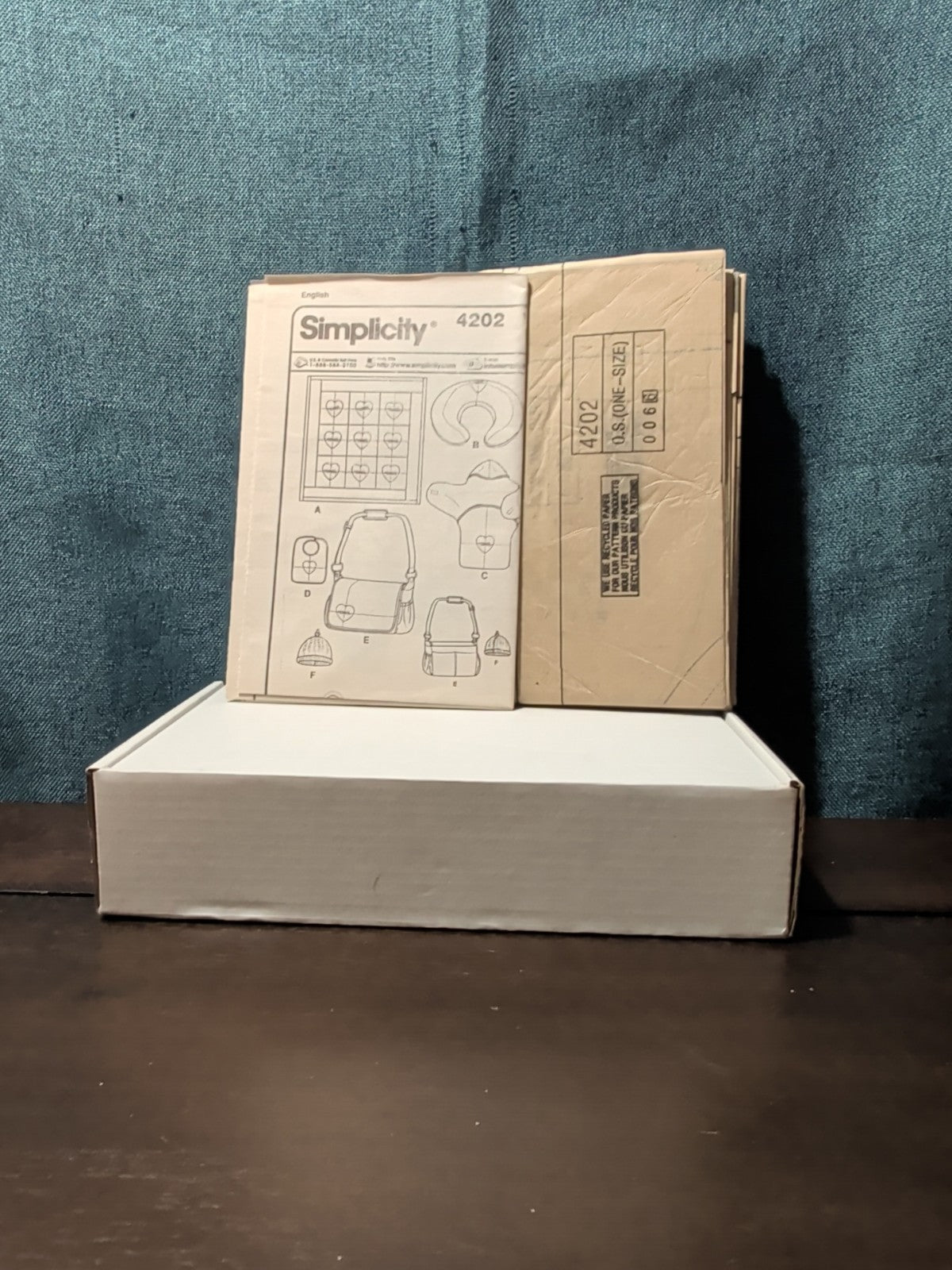 Simplicity 4202 Baby Accessories Pattern Quilt Diaper Bag Bib Wrap UNCUT 2006