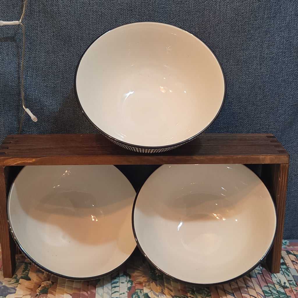 Royal Norfolk Set 3 Ceramic Bowls 6" Black White Dashed Swirl