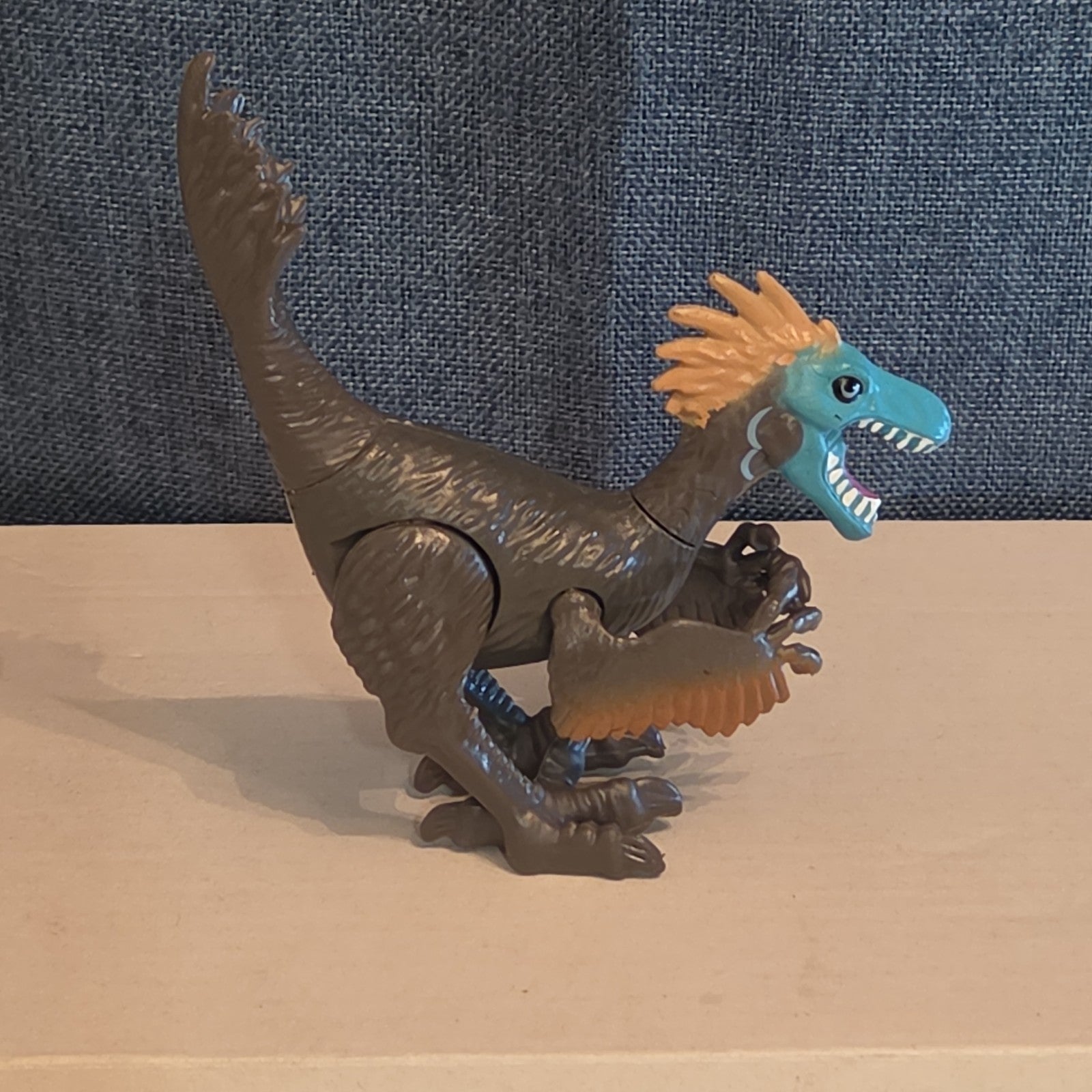 Animal Planet Dino Tower Replacement Raptor Figure Feathered Blue Face Toy