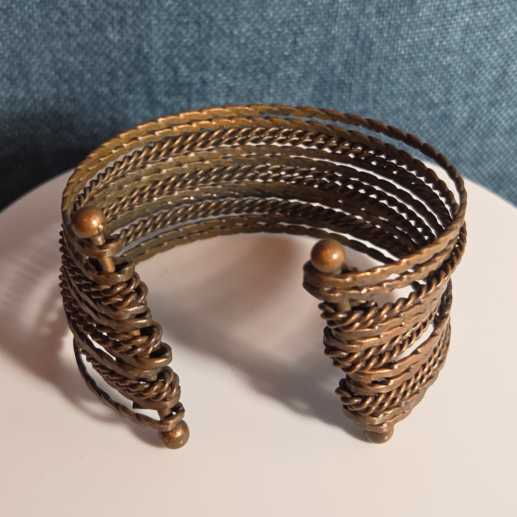 Brassy Color Dingle Hingled Bracelet Unmarked  14 Layers Dingle Together