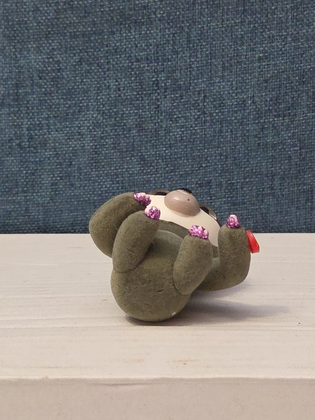 TY Mini Boos Series 4 Dangler The Sloth Figure | 2" Flocked Collectible | Glitte