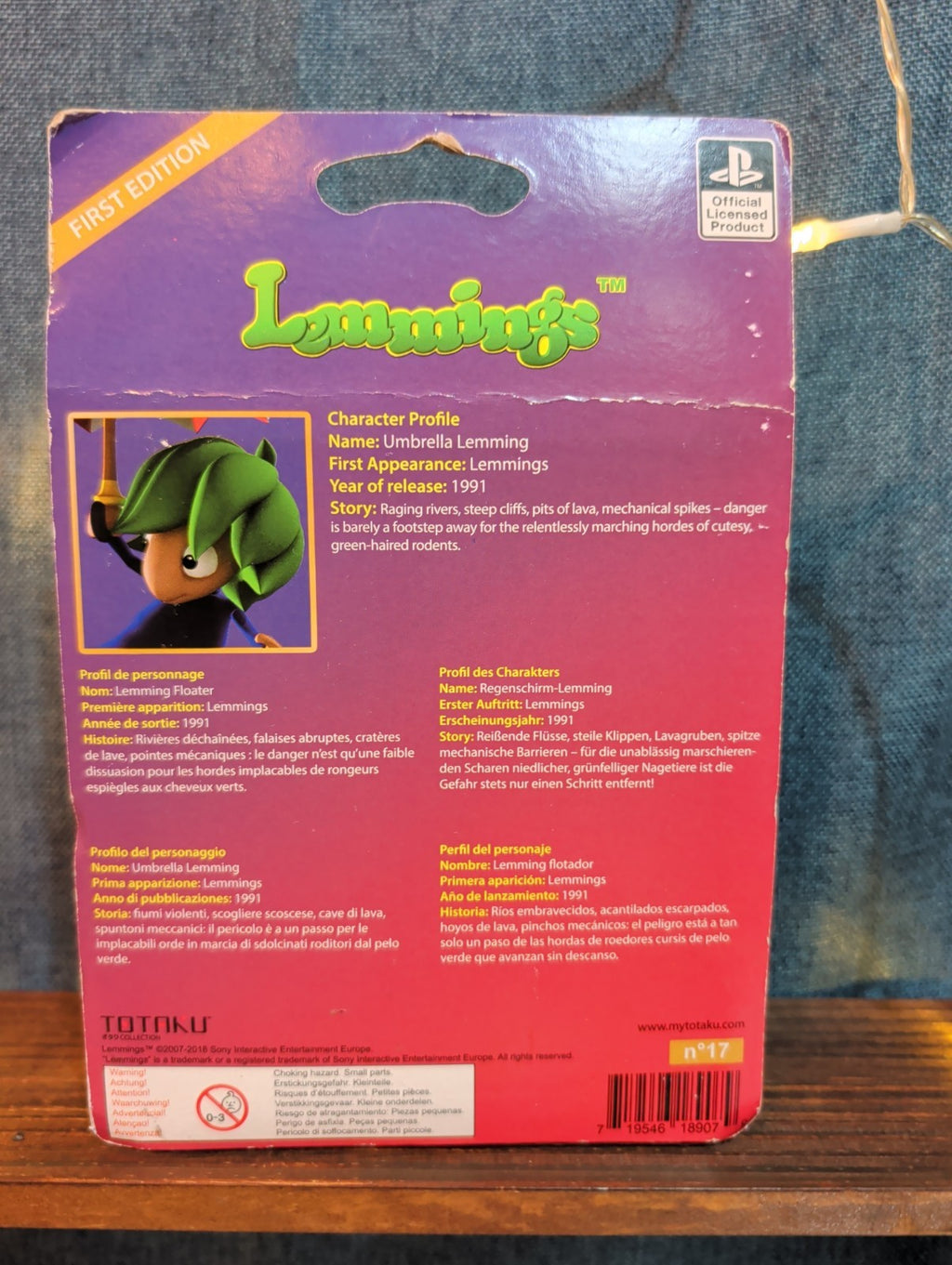 Totaku #17 Umbrella Lemming Figure Sony PlayStation Retro Gaming NIB