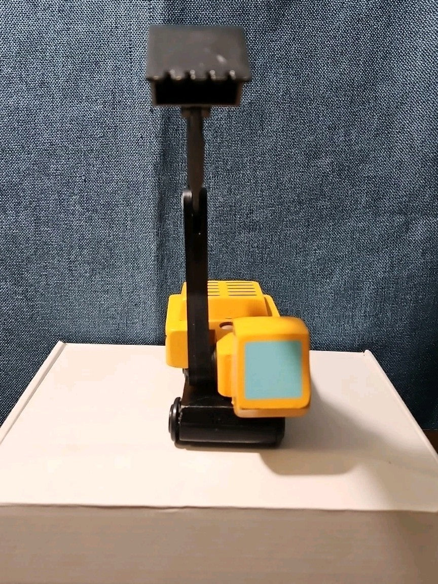 Wooden Railway Steam Shovel Excavator Construction Vehicle for Train Set