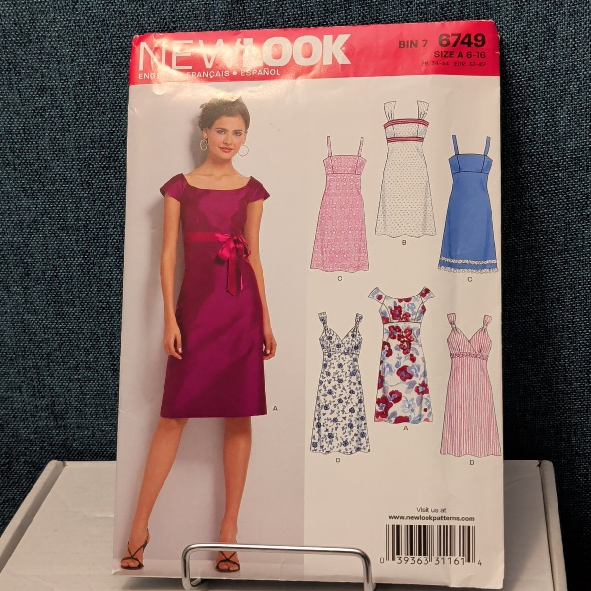 New Look 6749 Sewing Pattern Misses Dress Empire Waist Sizes 6-16 UNCUT Button