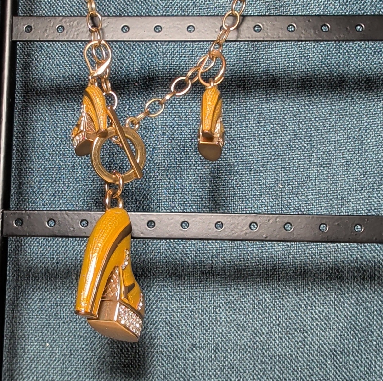 High Heel Shoe Pendant Necklace Gold Tone Rhinestone Y2K