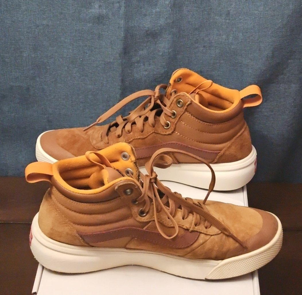 VANS UltraRange Hi DL MTE (Women’s 9.0) (Men's 7.5)