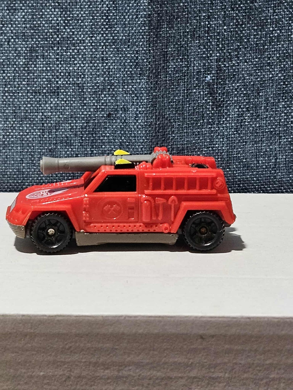 1997 McDonald's Hot Wheels FIRE TRUCK #5 Red Rescue Vehicle 90s Vintage Loose
