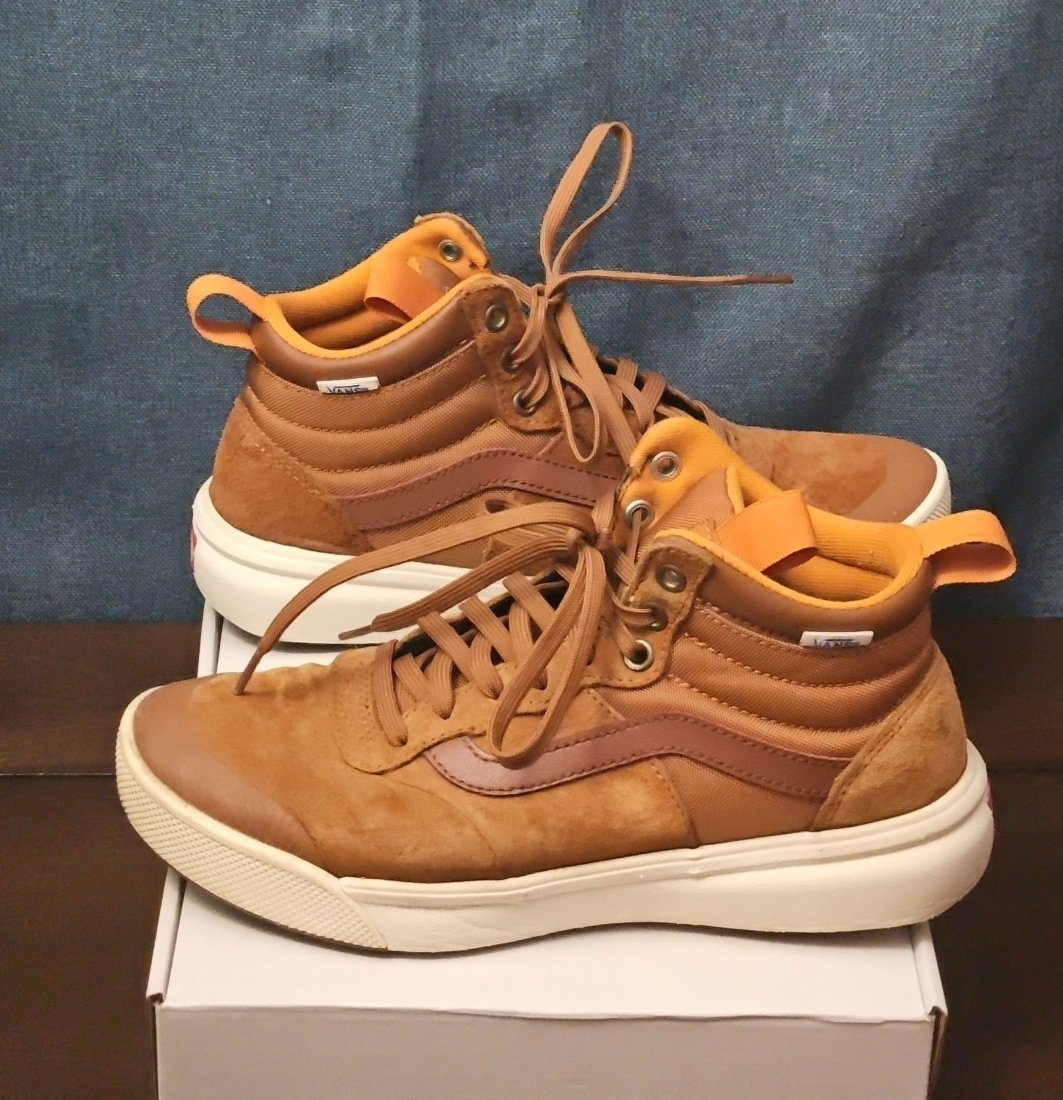 VANS UltraRange Hi DL MTE (Women’s 9.0) (Men's 7.5)