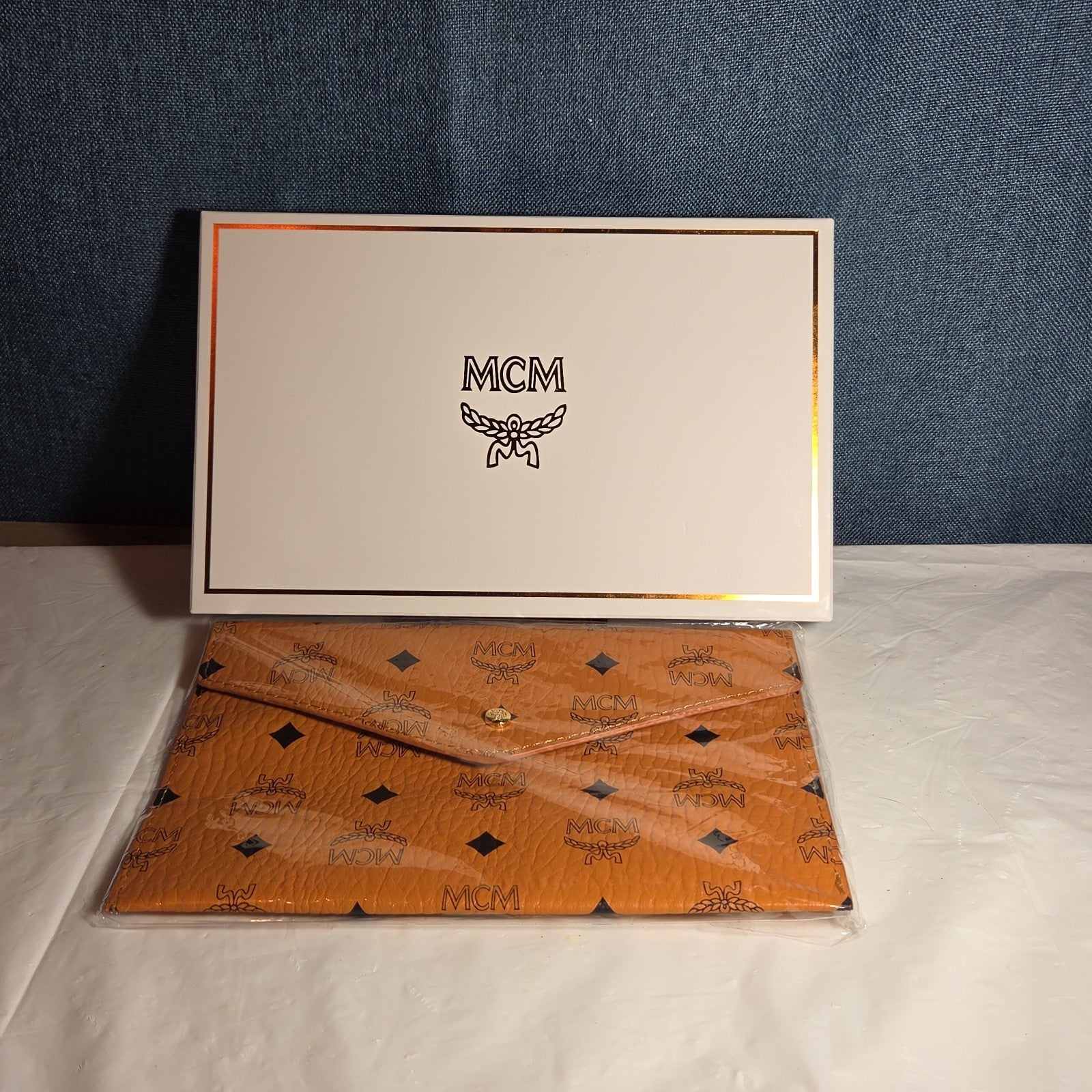 MCM Visetos Envelope Pouch Cognac Monogram Beauty Clutch NIB 200838