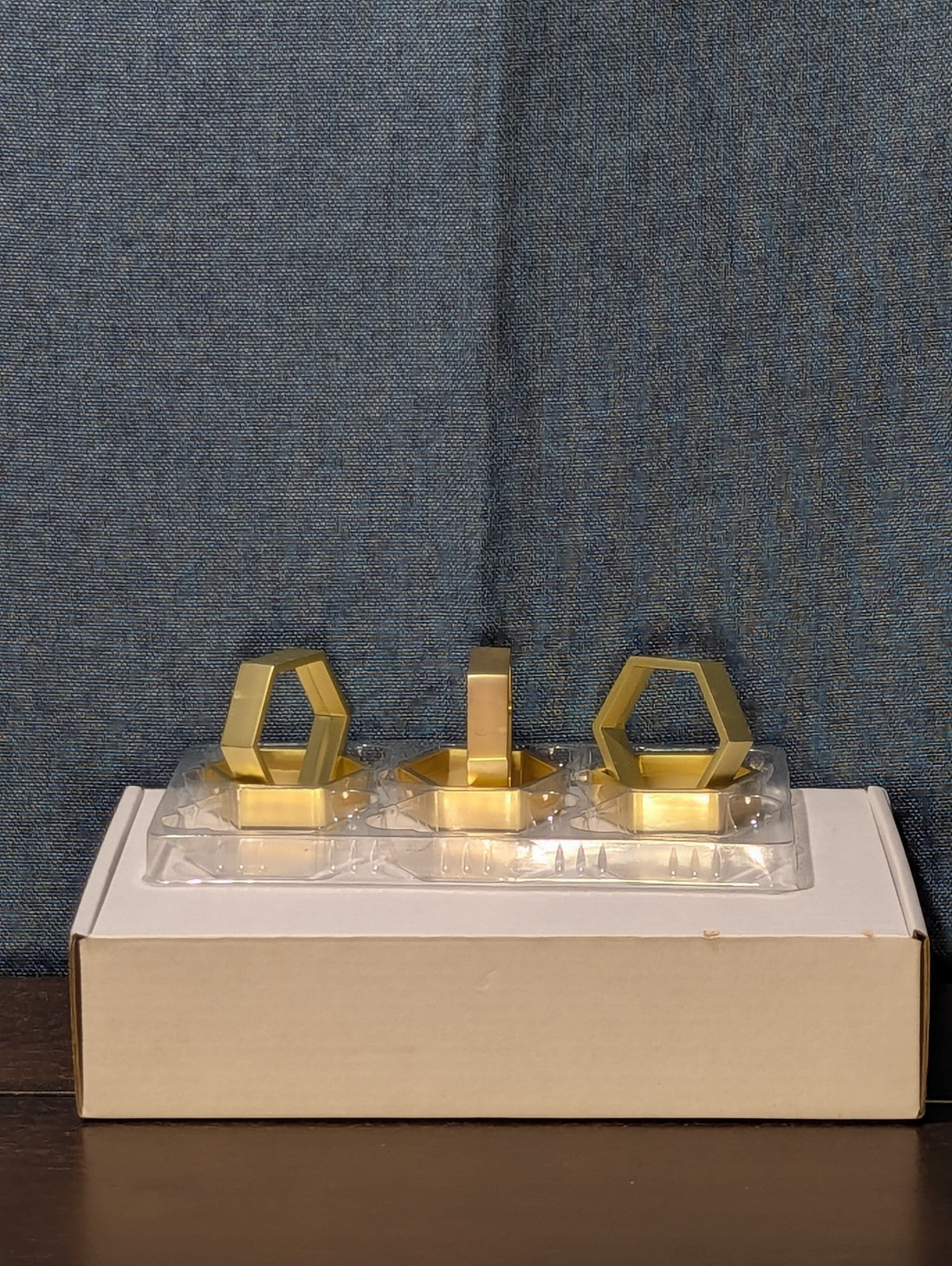Set of 6 Modern Gold Hexagon Napkin Rings | Metal Geometric Table Decor | NEW