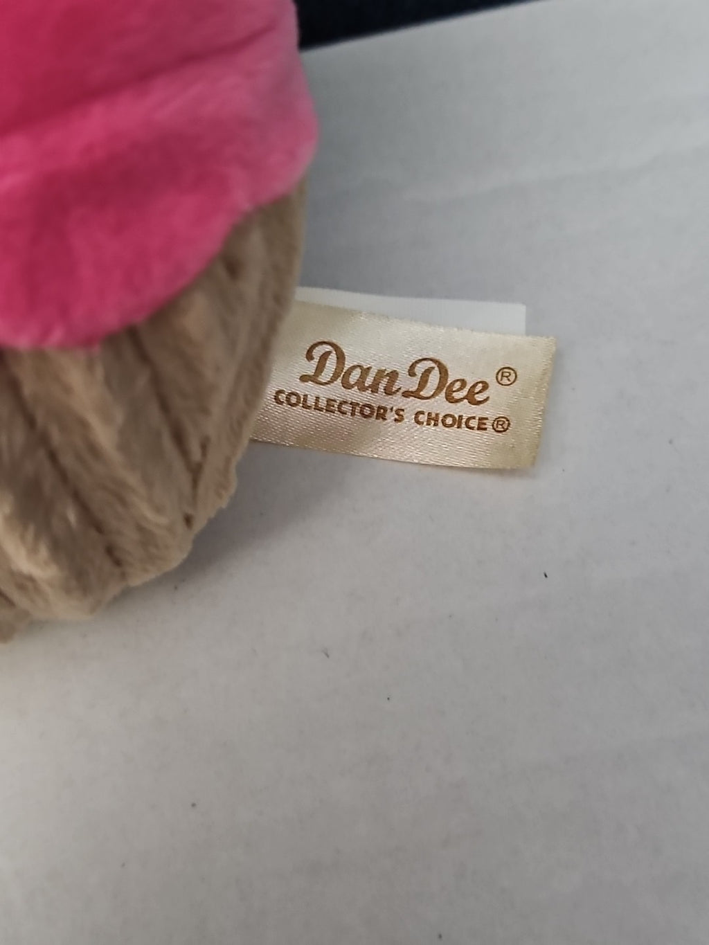 Dan Dee Cupcake Plush Keychain | Pink Happy Face Bag Clip | Kawaii Food Stuffed