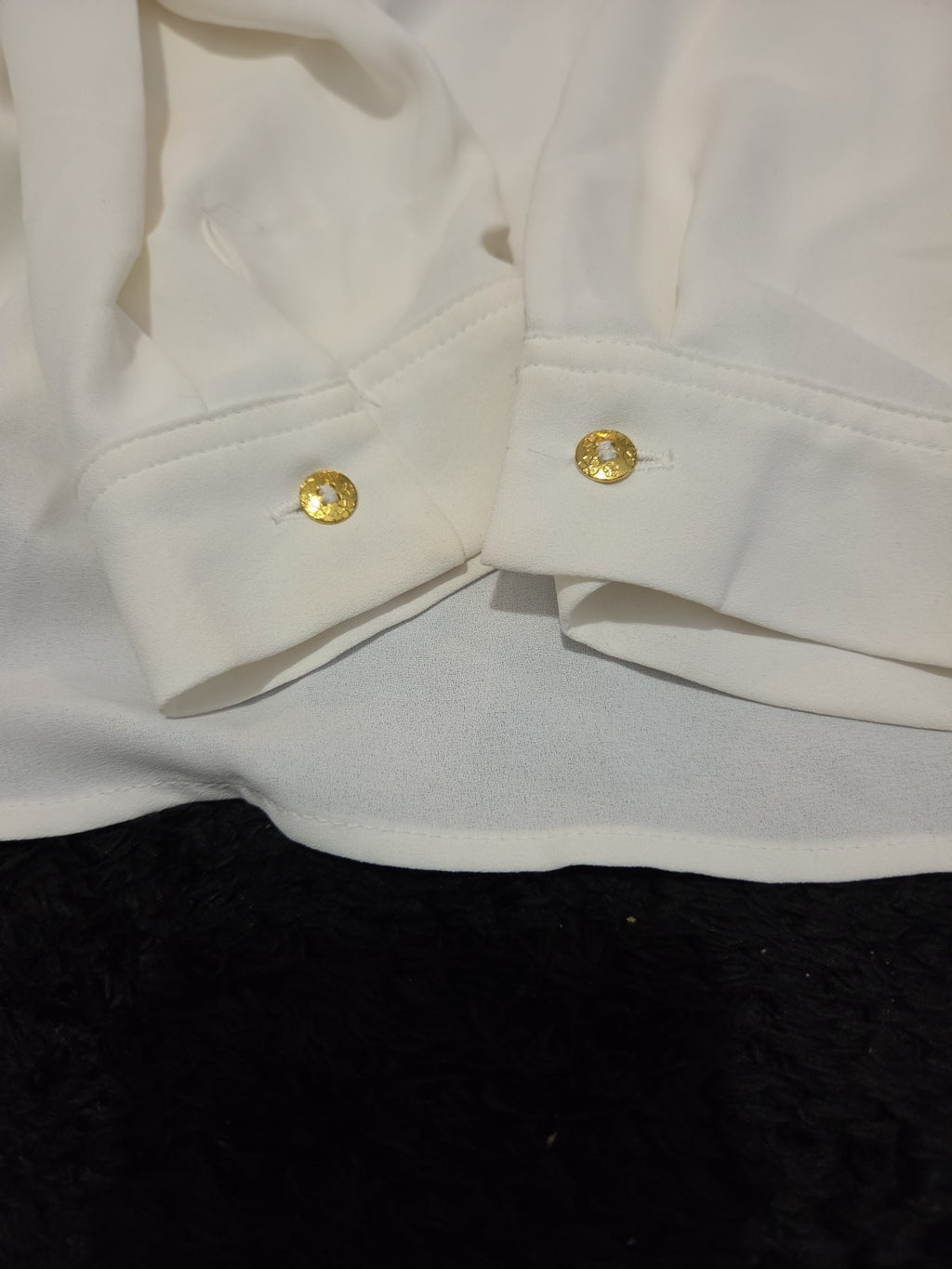 Nine West Blouse White Pocket Split Neck Career Top Gently Used Size PXL