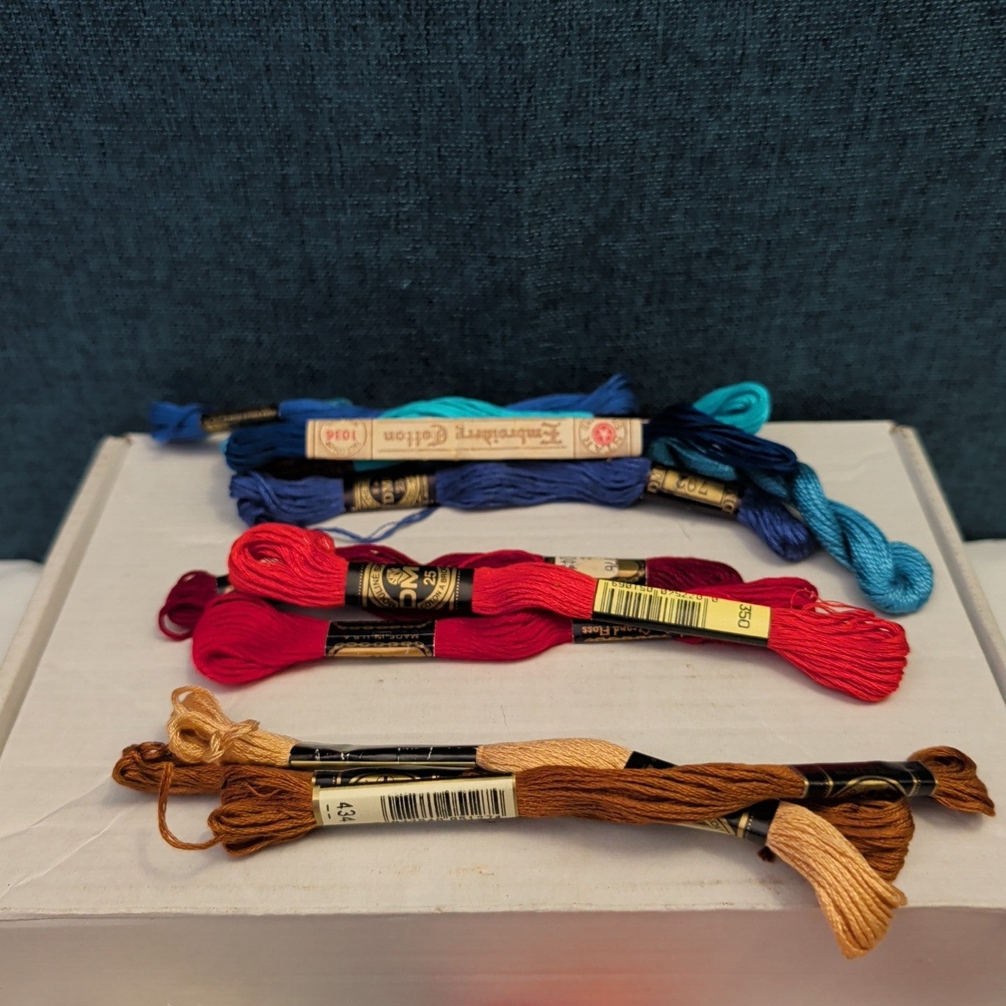 32 Skeins Embroidery Floss Set DMC J.P. Coats